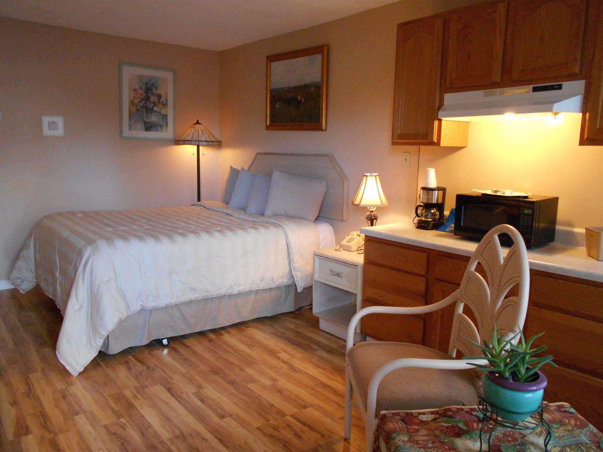Victorian Inn 2*